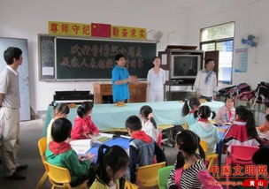 中华捐书会“渡书人”项目走进歙县深渡学校，书香伴自习，照亮求知路